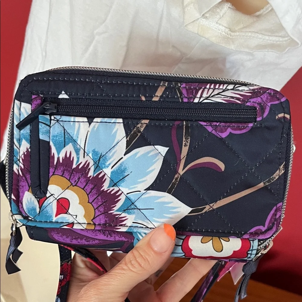 Elegant Floral Vera Bradley 3 way Bag - Picture 11 of 16